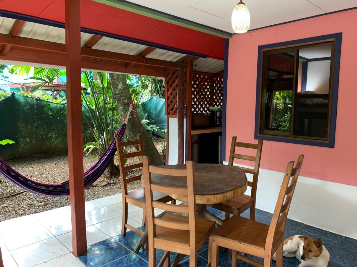 Brigitte'S Ranch Cahuita Exterior foto