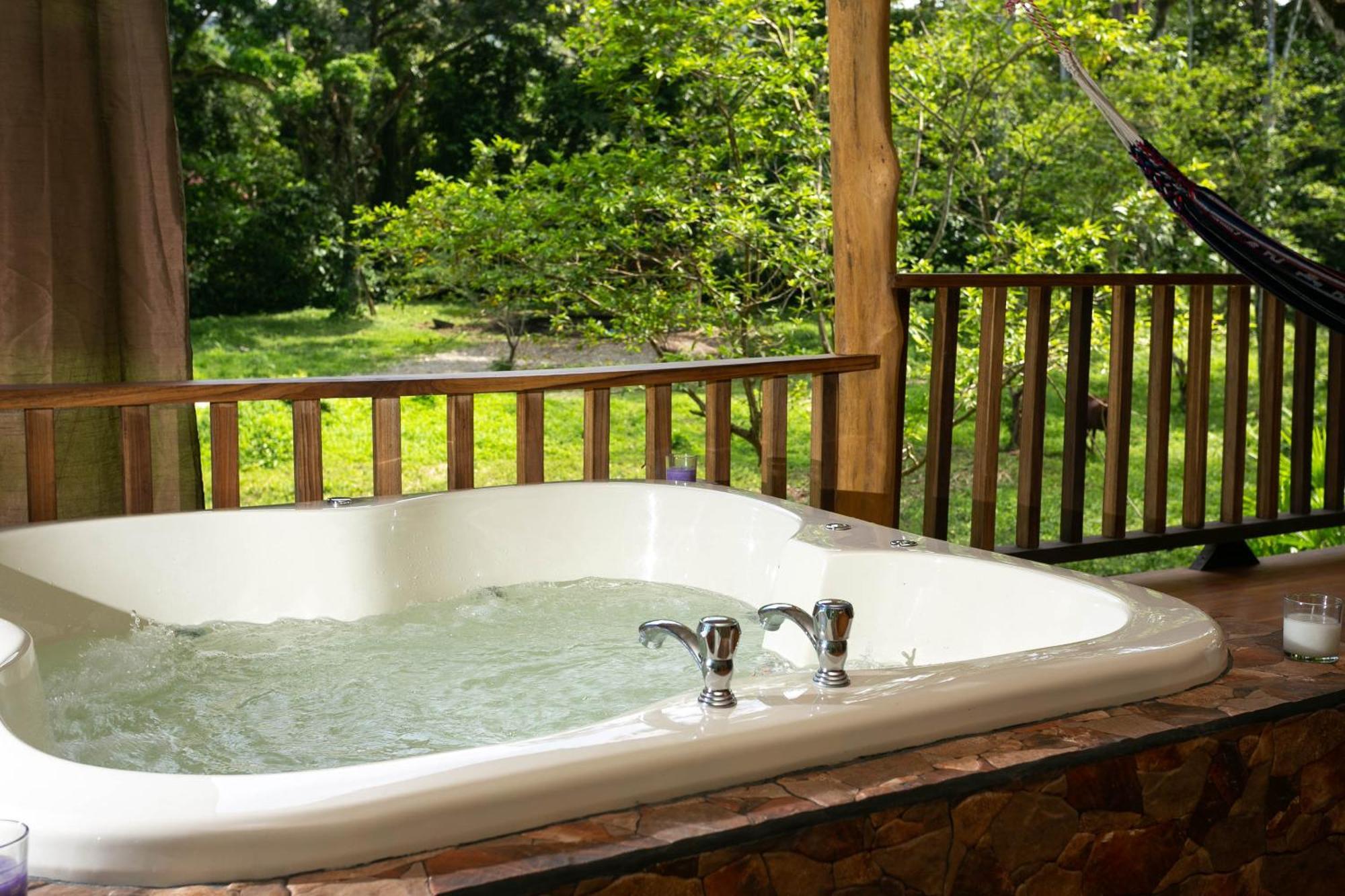 Brigitte'S Ranch Cahuita Exterior foto